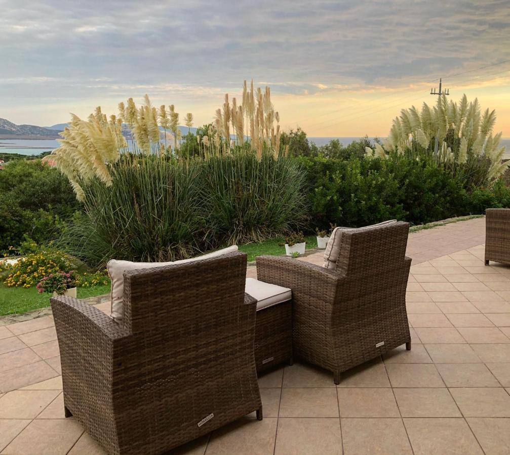 Amaremare B&B Stintino Bagian luar foto