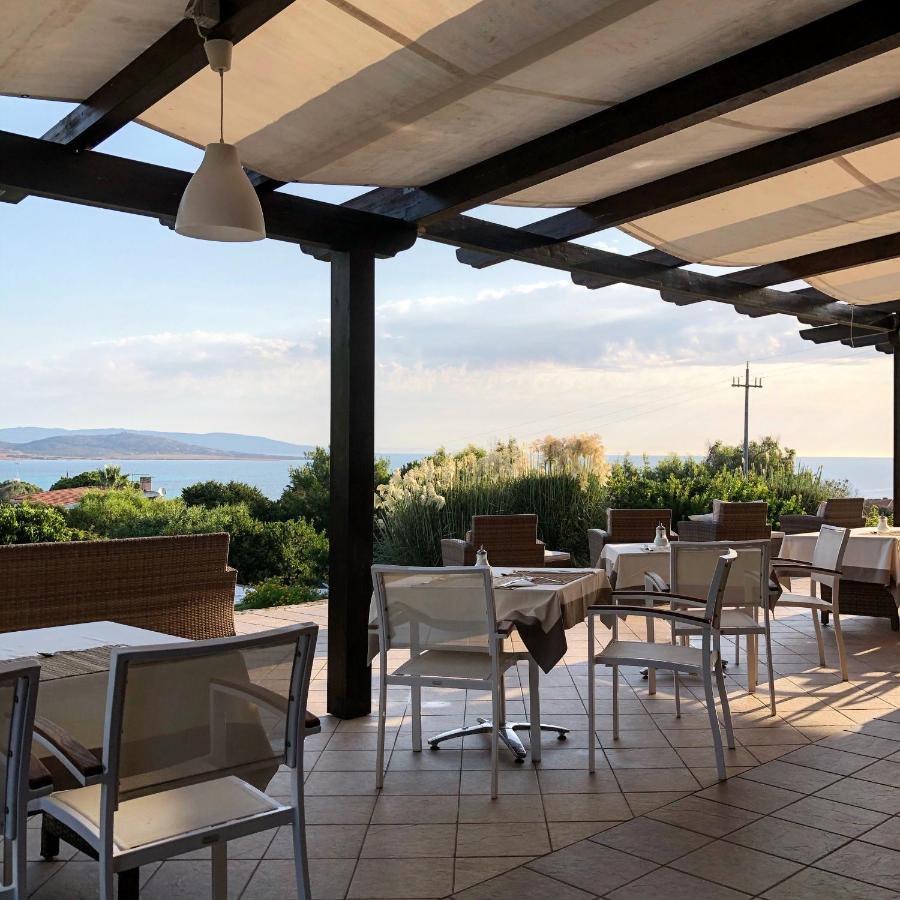 Amaremare B&B Stintino Bagian luar foto
