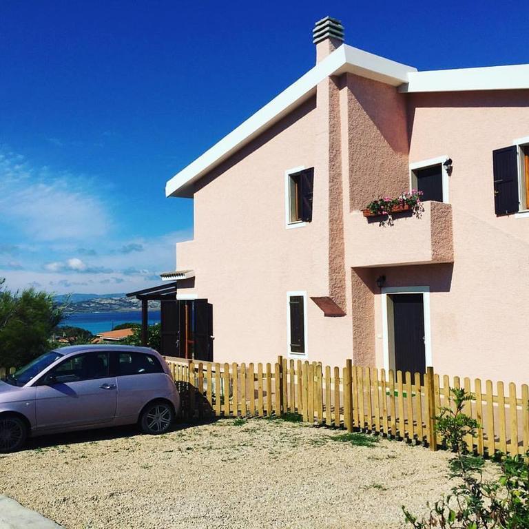 Amaremare B&B Stintino Bagian luar foto