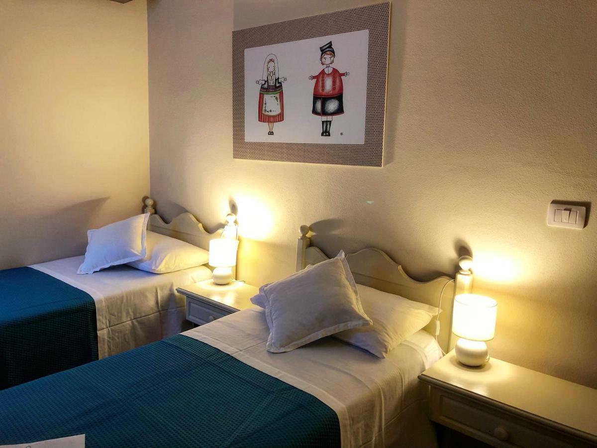Amaremare B&B Stintino Bagian luar foto