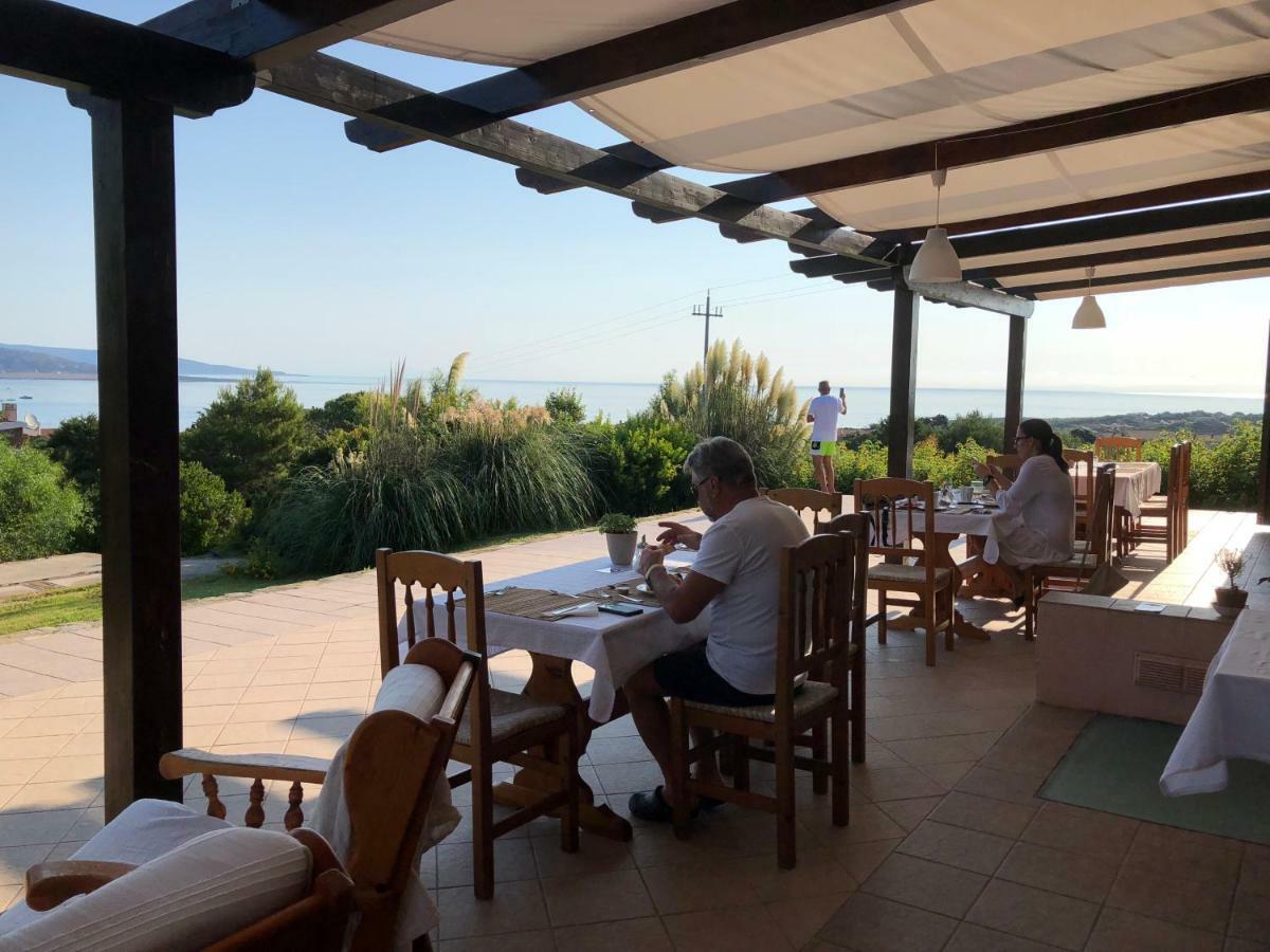 Amaremare B&B Stintino Bagian luar foto